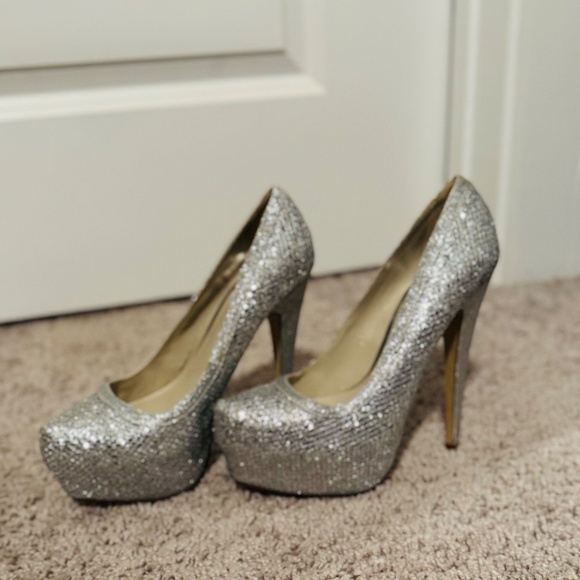 There is no Place like Home - Picture 2 of 3